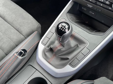 SEAT Arona TSI FR EDITION 17