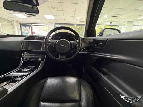 Jaguar XE 2.0d Portfolio Auto AWD Euro 6 (s/s) 4dr 52