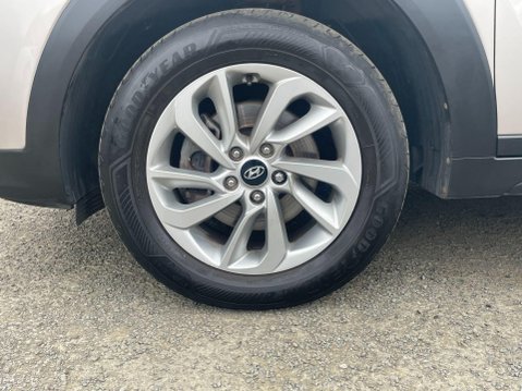 Hyundai TUCSON 1.6 GDi Blue Drive SE Euro 6 (s/s) 5dr 8