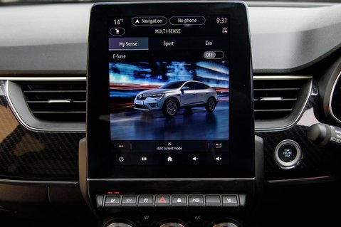 Renault Arkana E-TECH ENGINEERED 34