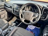 Mitsubishi Outlander 2.0h 12kWh Juro CVT 4WD Euro 6 (s/s) 5dr 31