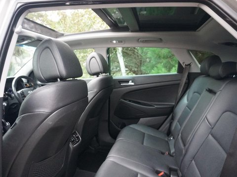 Hyundai TUCSON 2.0 CRDi Premium SE Auto 4WD Euro 6 5dr 22