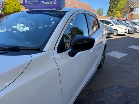 Mazda 2 1.5 SKYACTIV-G Sport Black Euro 6 (s/s) 5dr 29