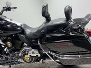 Harley-Davidson Touring 1690 FLHRC ROADKING CLASSIC 2012 TO MANY EXTRAS 21' WHEEL 28