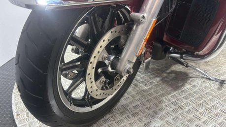 Harley-Davidson Touring 1745 FLHTK ELECTRA GLIDE ULTRA LIMITED 2018 28K MOT CRUISER 32