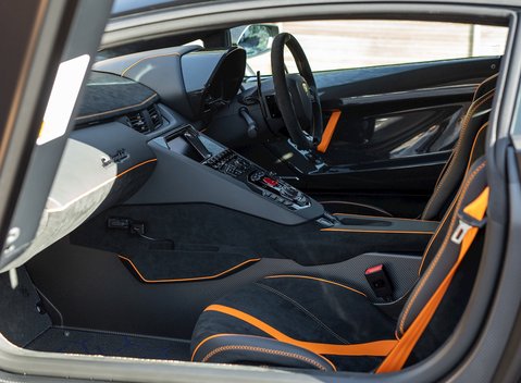 Lamborghini Aventador SVJ LP 770-4 15
