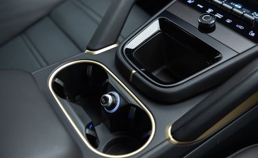 Porsche Cayenne TURBO E-HYBRID COUPE WITH GT PACKAGE 28