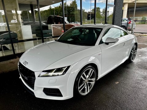 Audi TT 2.0 TDI ultra S line Euro 6 (s/s) 3dr 9