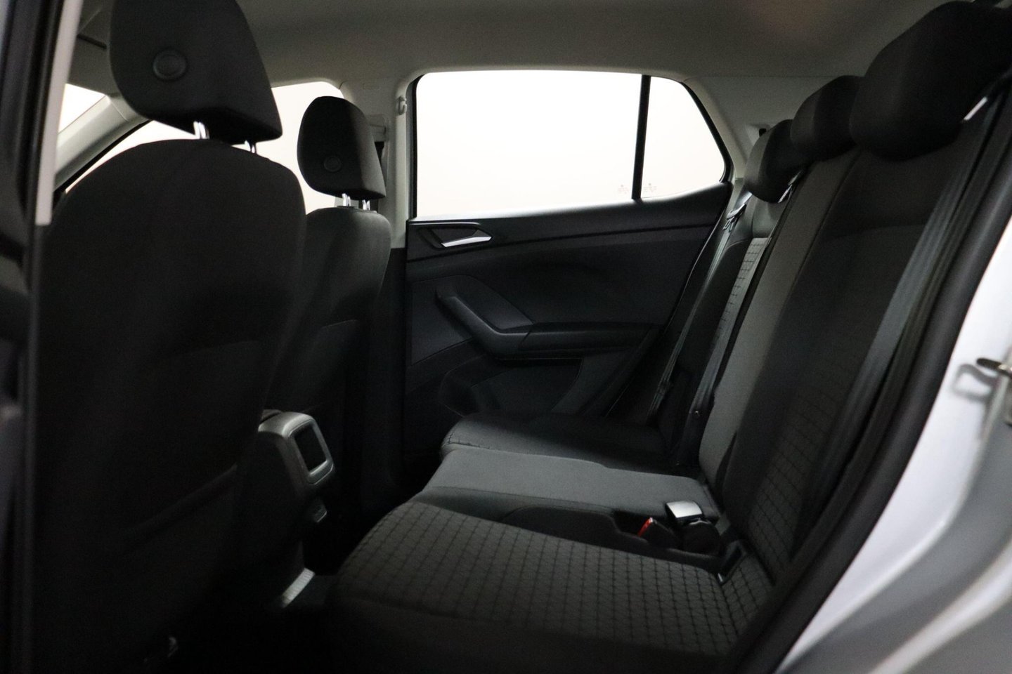 2019 Volkswagen T-Cross — image 36