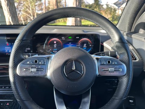 Mercedes-Benz EQC EQC 400 80kWh AMG Line (Premium Plus) Auto 4MATIC 5dr 18