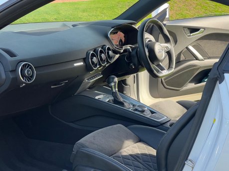 Audi TT TFSI S LINE 7