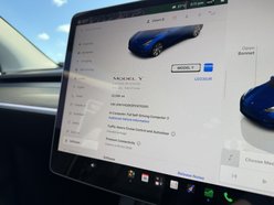 Tesla Model Y (Dual Motor) Long Range SUV 5dr Electric Auto 4WDE (384 bhp) 39