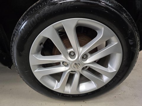 Nissan Juke 1.2 DIG-T N-Connecta Euro 6 (s/s) 5dr 47