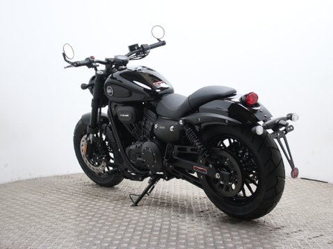 Keeway V-Cruise 125 9