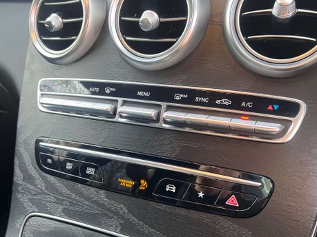Mercedes-Benz GLC 2.0 GLC 300 AMG Line Premium D 4Matic Auto 4WD 5dr 29