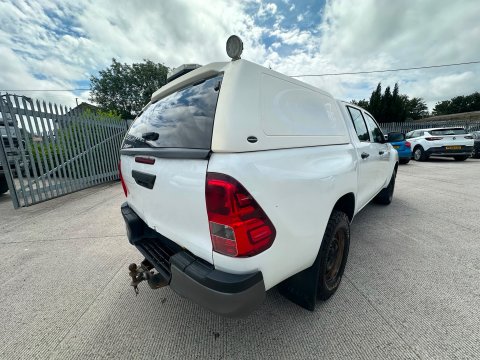 Toyota Hilux ACTIVE 4WD D-4D DCB 5