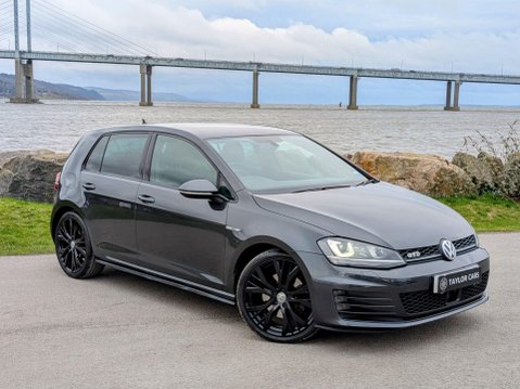 Volkswagen Golf 2.0 TDI BlueMotion Tech GTD Euro 6 (s/s) 5dr 3