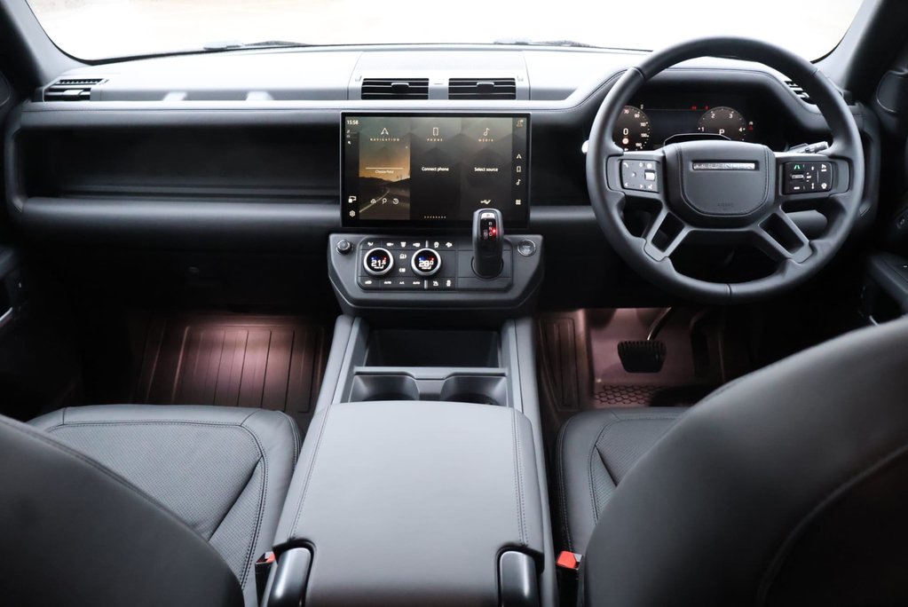 Land Rover Defender 110 2026 D350 HARD TOP X-DYNAMIC HSE STYLED BY SEEKER WITH LANDROVER REAR SEATS 18