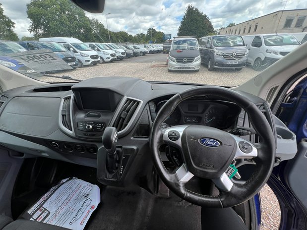 Ford Transit AUTO MWB L2H2 Medium Roof Trend 300 EURO 6 NO VAT 50