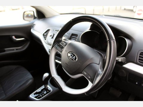 Kia Picanto SE 12