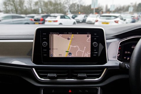 Volkswagen T-Roc STYLE TSI DSG 24