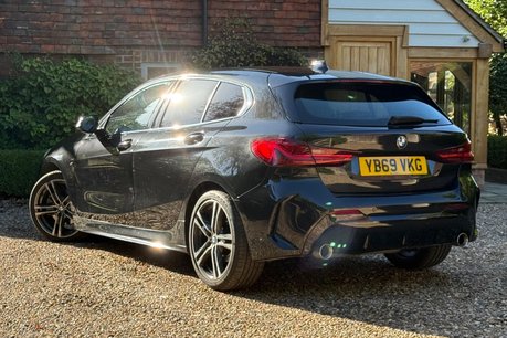 BMW 1 Series 118D M SPORT 5