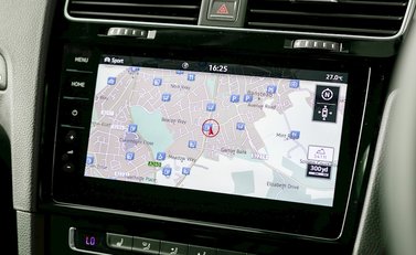 Volkswagen Golf GTI 15