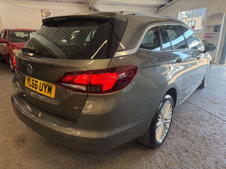 Vauxhall Astra 1.6 CDTi Elite Nav Sports Tourer 5dr Diesel Auto Euro 6 (136 ps) 9