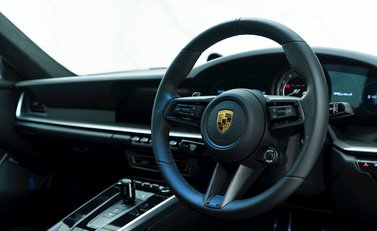 Porsche 911 (992) Turbo S 9