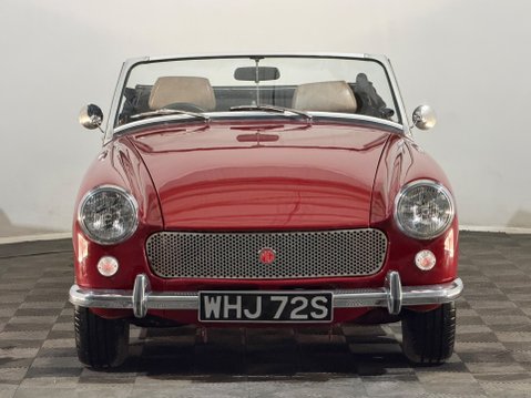 MG Midget CONVERTIBLE 2