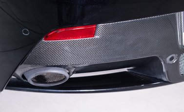 Aston Martin V12 Vantage S Coupe 32