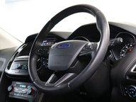 Ford Focus TITANIUM 12