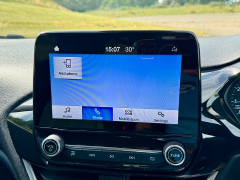Ford Fiesta TREND 28
