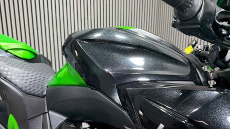 Kawasaki Z 2015 ONLY 8K STUNNING EXAMPLE LONG MOT 800CC NAKED 15
