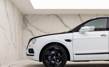 Bentley Bentayga W12 Mulliner 30