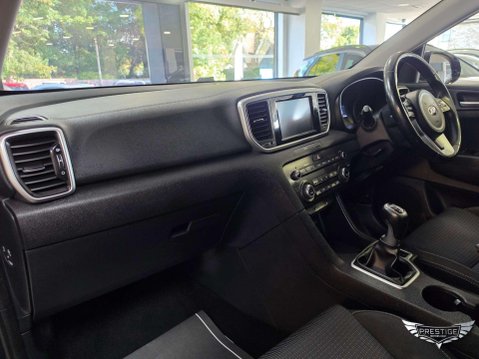 Kia Sportage 1.6 GDi 2 Euro 6 (s/s) 5dr 29