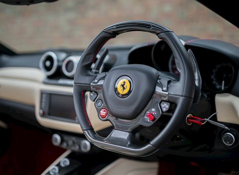 Ferrari California T HS 11