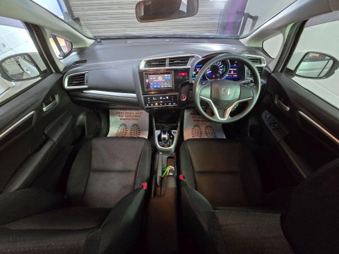 Honda Fit /Jazz 1.5 Hybrid 3