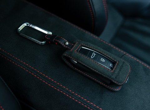 Porsche 911 Carrera GTS (992) 27