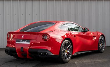 Ferrari F12 Berlinetta 7