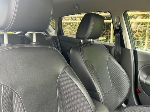 Ford Fiesta 1.0T EcoBoost Titanium X Euro 5 (s/s) 5dr 26