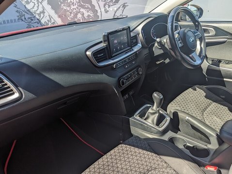 Kia Ceed CRDI 2 ISG 19