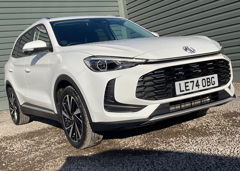 MG ZS 1.5 HYBRID+ TROPHY 7