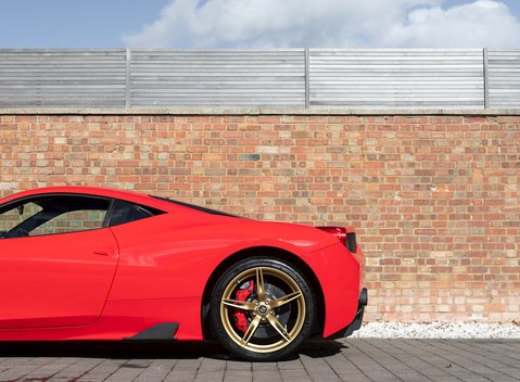 Ferrari 458 Speciale 30