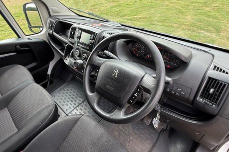 Peugeot Boxer BLUEHDI 435 L4H2 PROFESSIONAL P/V 20