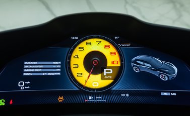 Ferrari Purosangue 24