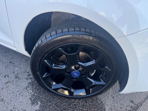 Ford Ka 1.2 Zetec White Edition Euro 6 (s/s) 3dr 14