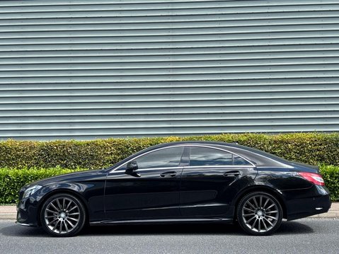 Mercedes-Benz CLS CLS220 D AMG LINE 4