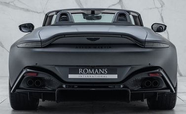 Aston Martin V8 Vantage ROADSTER 11