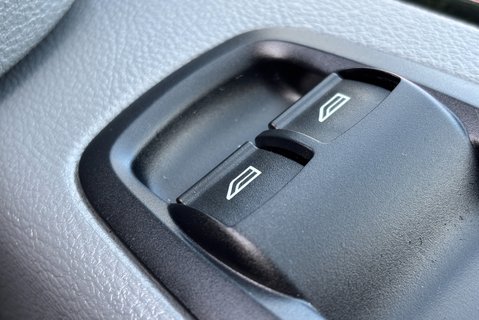 Ford Transit 350 2.2 Tdci L3 H3 Crew Van / Workshop with Air Con 35